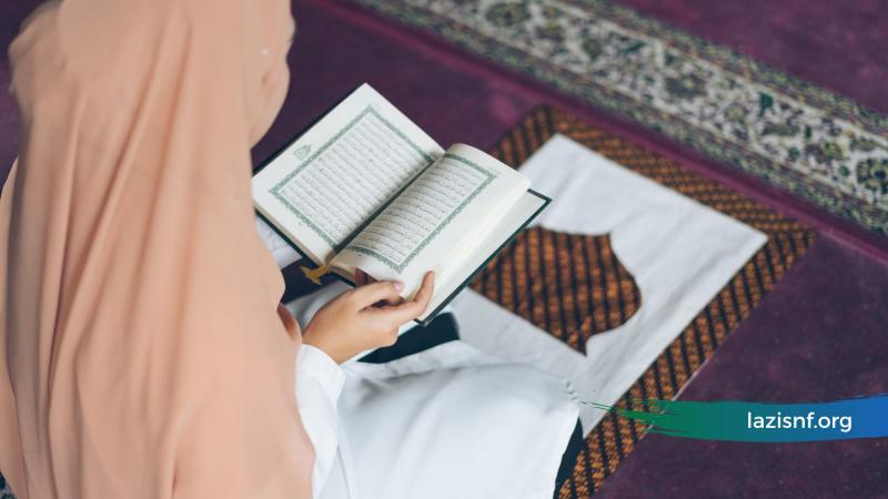 Jadikan Al-Qur'an sebagai Teman Sebaik-Baik Duduk
